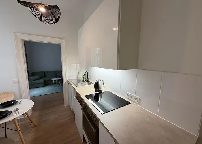 Cosy Modern Living In Penzing